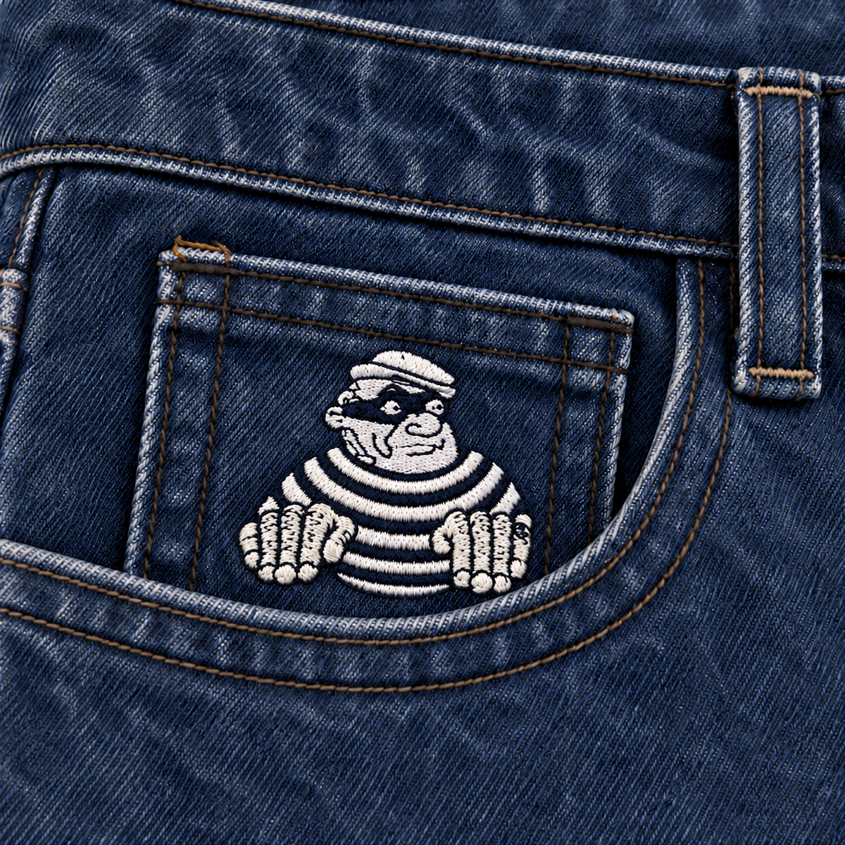 CROOKSLDN OG Jeans — Filled white Clive thief embroidery on the coin pocket.